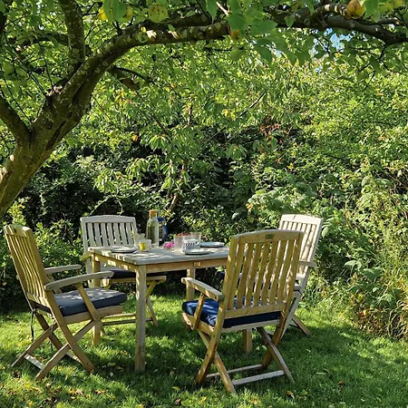 Prázdninový dům Four-bedroom In Grasted