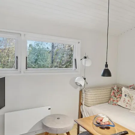 Prázdninový dům Four-bedroom In Grasted *