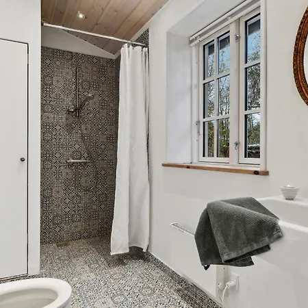 Amazing Home In Graested With Wifi *